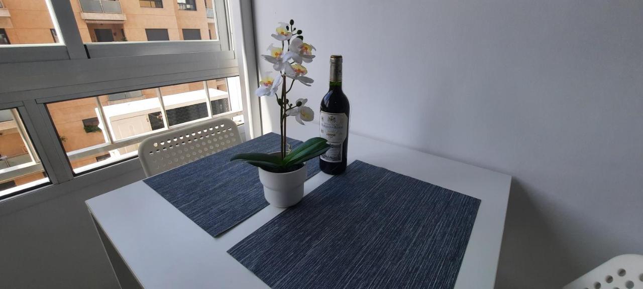 Estudio Torremolinos Centro By Ava Apartments Wifi Y Smart Tv Екстериор снимка